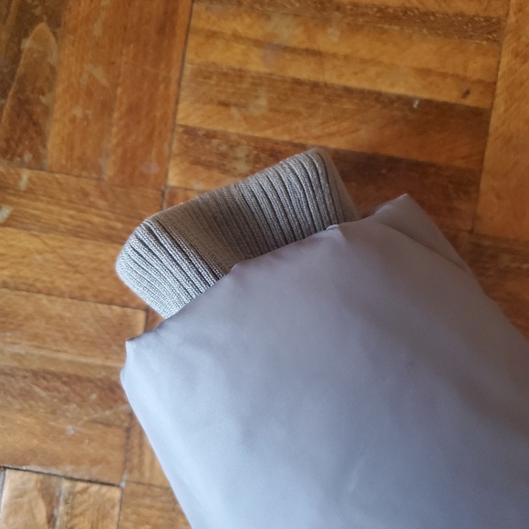 Coach Oversized Down Puffer Jacket - Picture 5 of 8